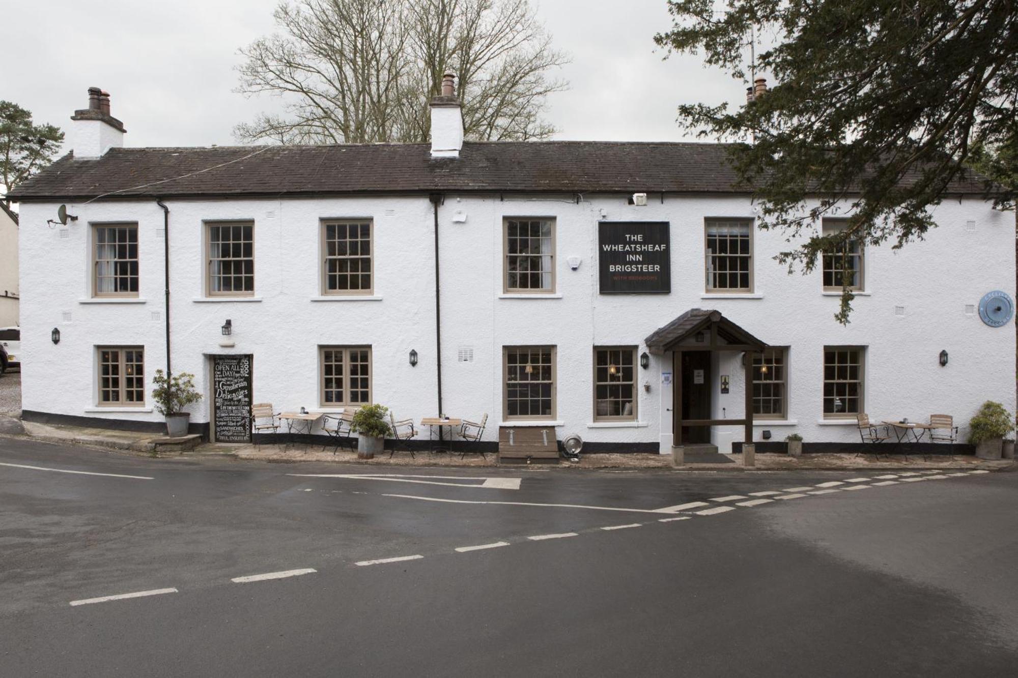 The Wheatsheaf Inn Kendal Exterior photo